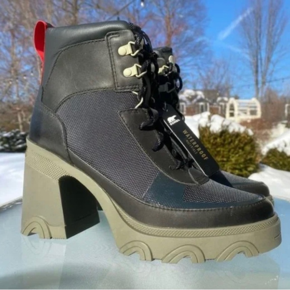 SOREL Brex Lace Bootie- ONLY WORN ONCE